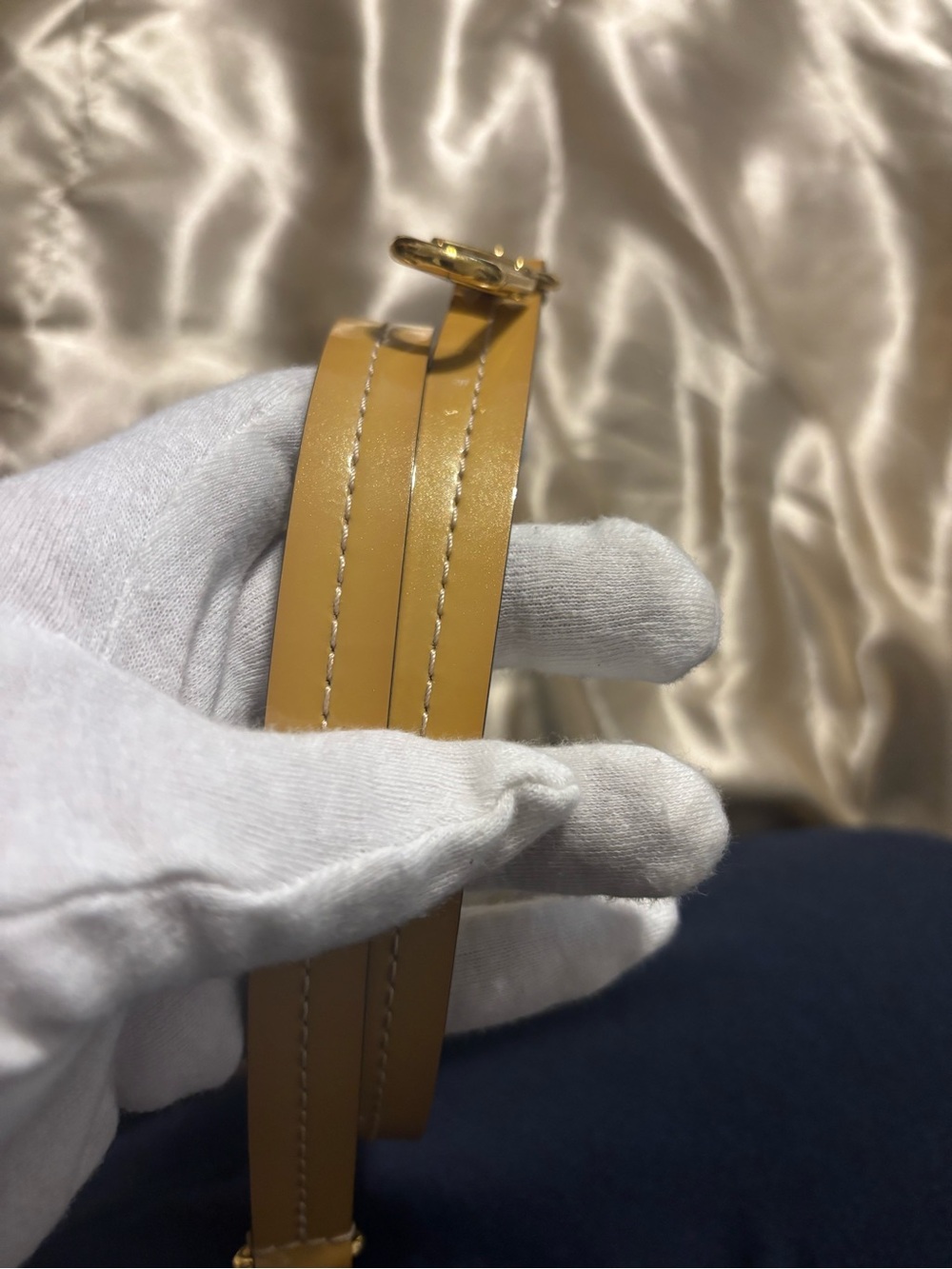 Authentic Louis Vuitton Leather Bag Strap 28” with Gold Hardware new condition - Picture 8 of 8